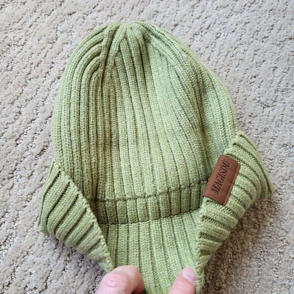 Women’s Lined Warm Beanie – Merino Wool – Light Green – Size M – NWT - Picture 4 of 10